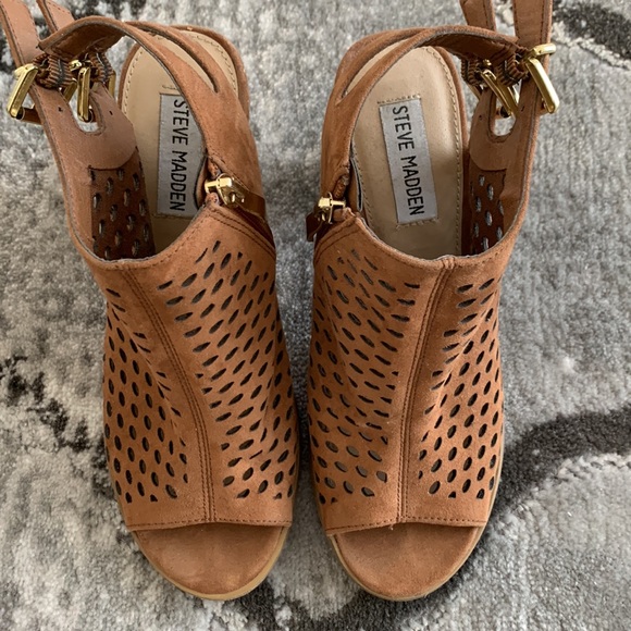 Steve Madden suede sandals - Picture 2 of 5